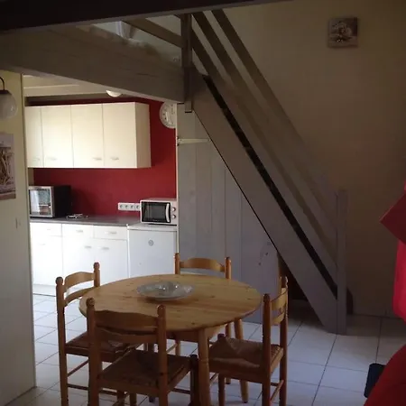 Charmante Maison A 500m De La Remigeasse بيت للعطل